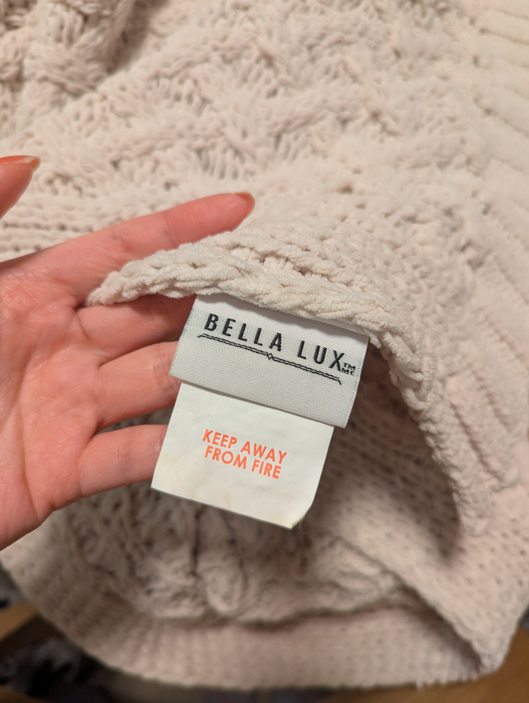 Cream Bella Lux Cable Knit throw - photo 2