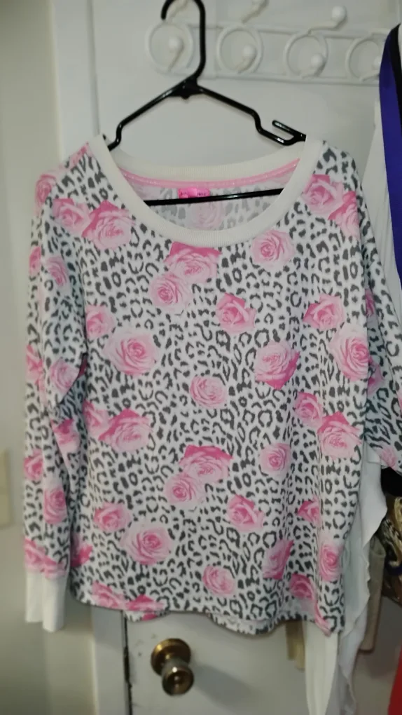 Betty Johnson Leopard and Rose Print Long Sleeve Top Large image indicator(3)