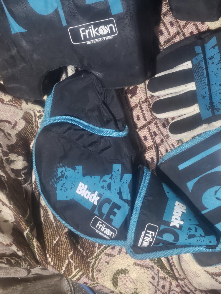 Black Ice kids road hockey Goalie Set - photo 5