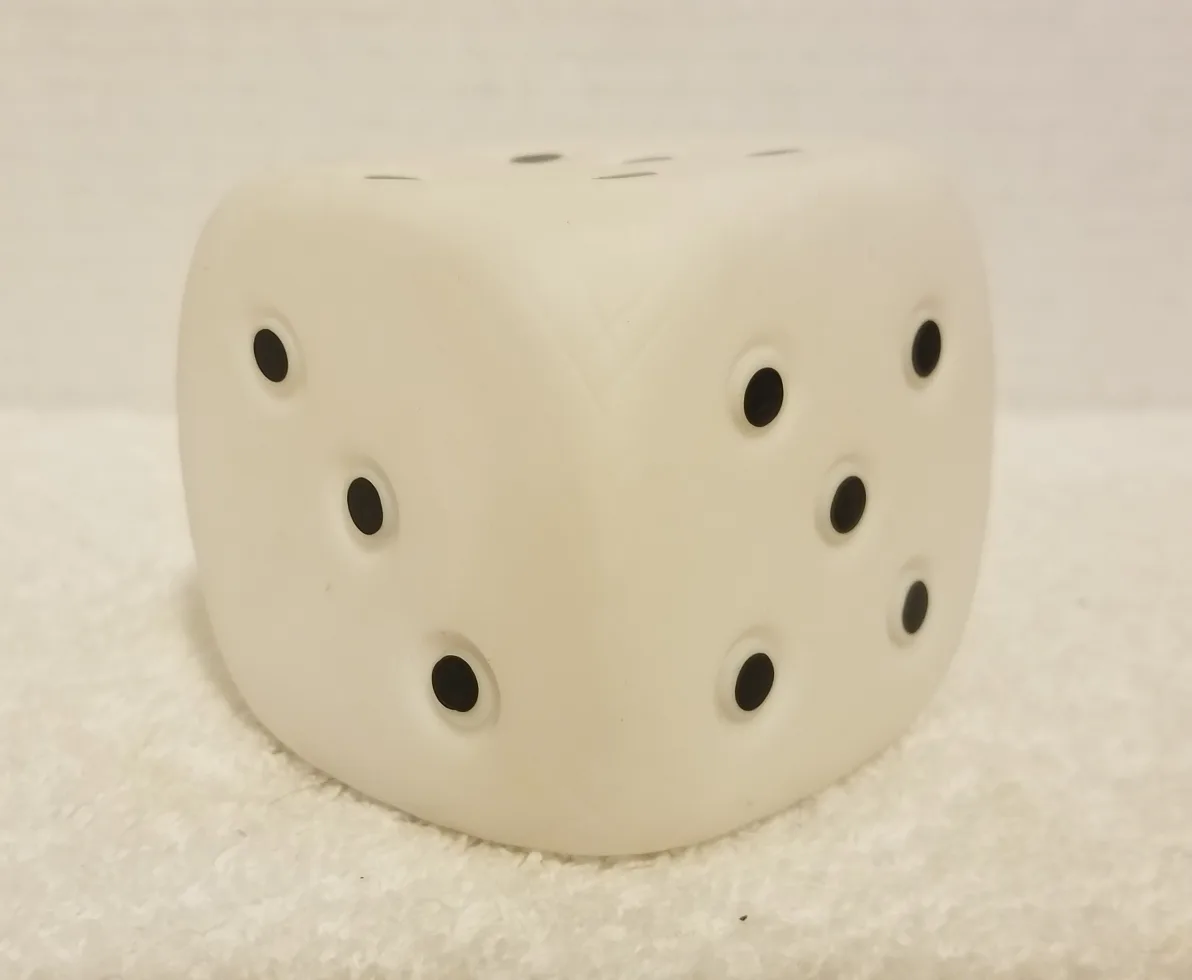Colour Changing LED Dice Lamp image indicator(6)