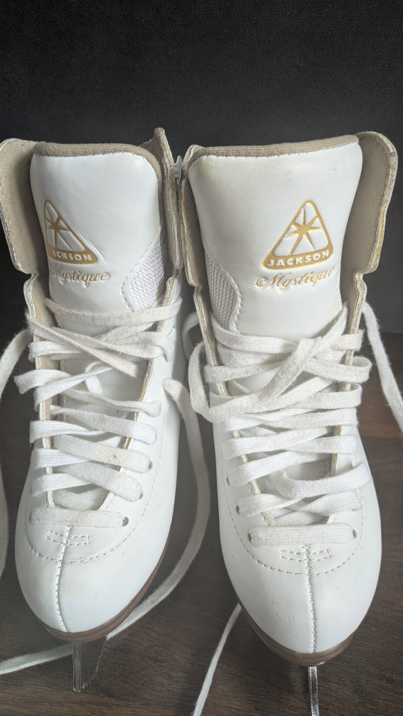 Jackson Mystique Figure Skates - Size 2 - photo 3