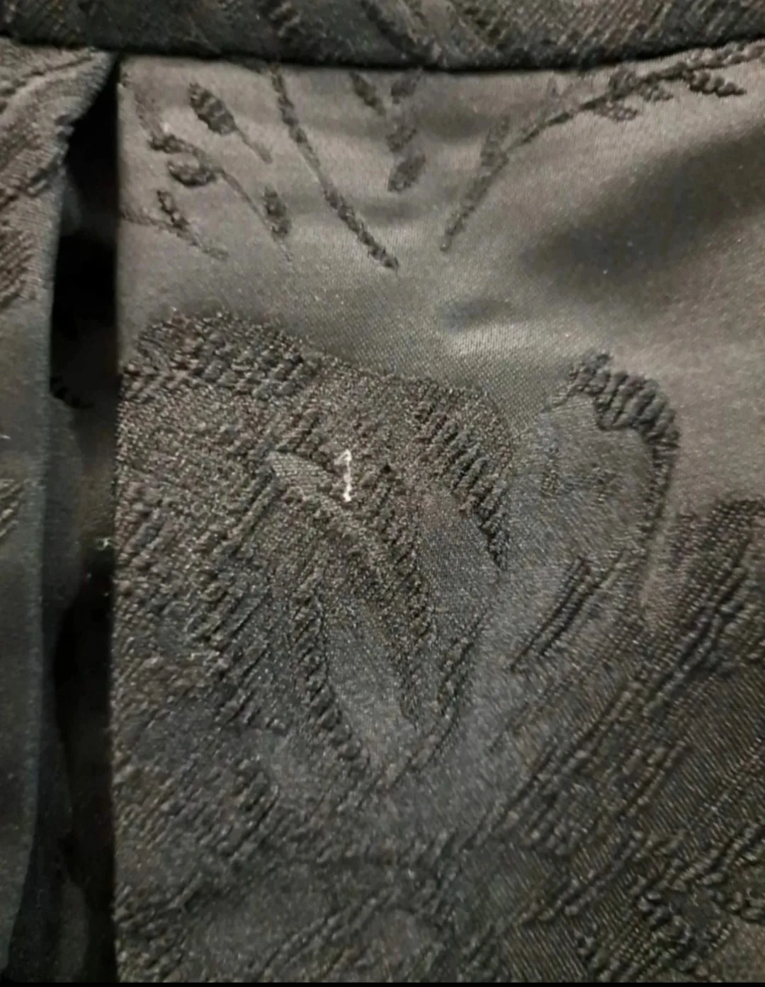 R and W semi pleated skirt flower pattern image indicator(7)