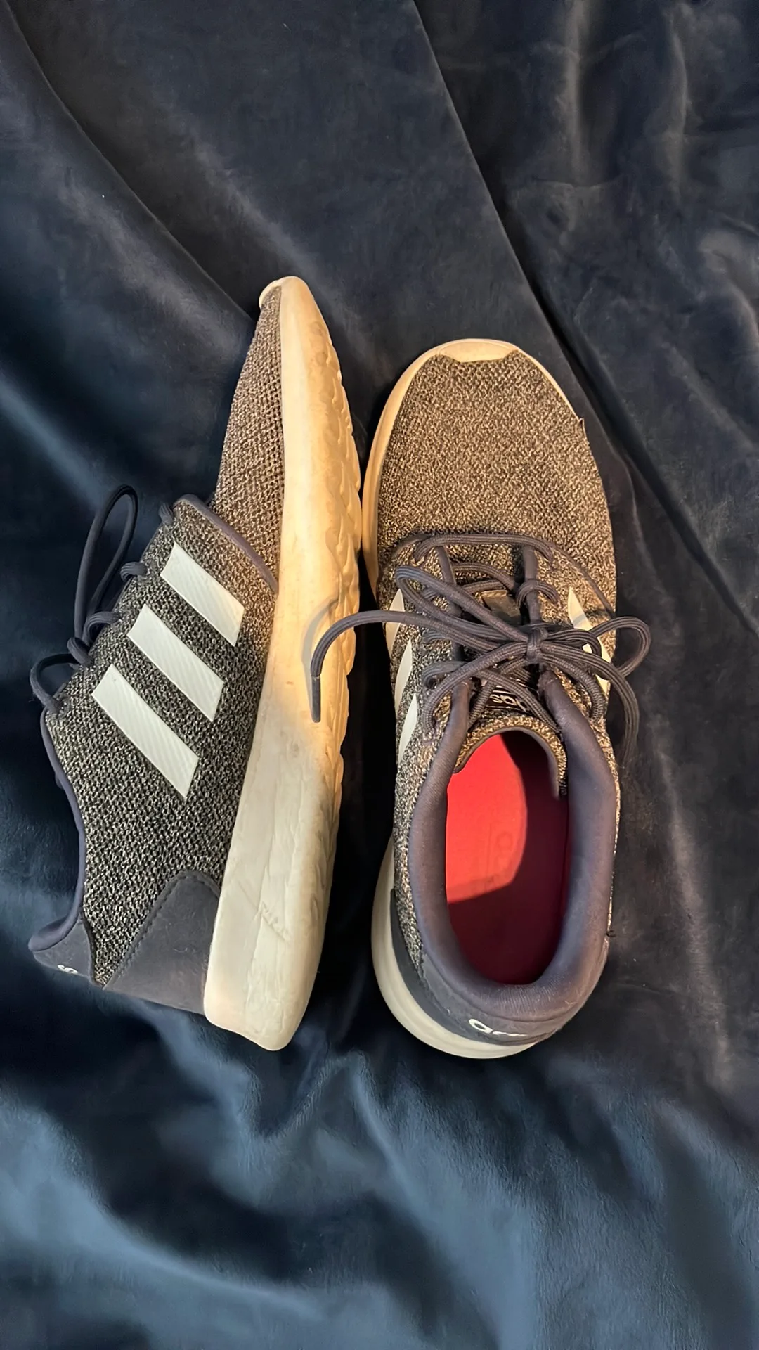 Adidas running shoes thumbnail