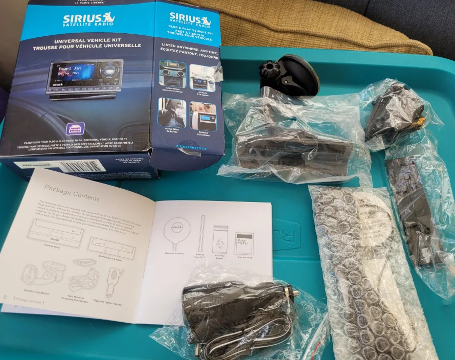 SiriusXM Universal Vehicle Satellite Radio Kit image indicator(2)