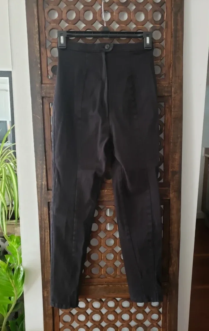 Black Pin-up Pants image indicator(5)