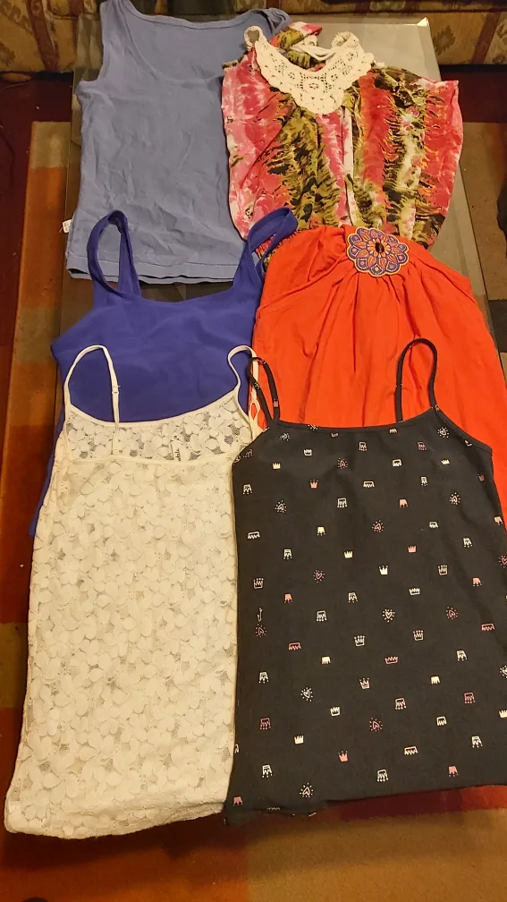 Women's Clothing Bundle image indicator(5)