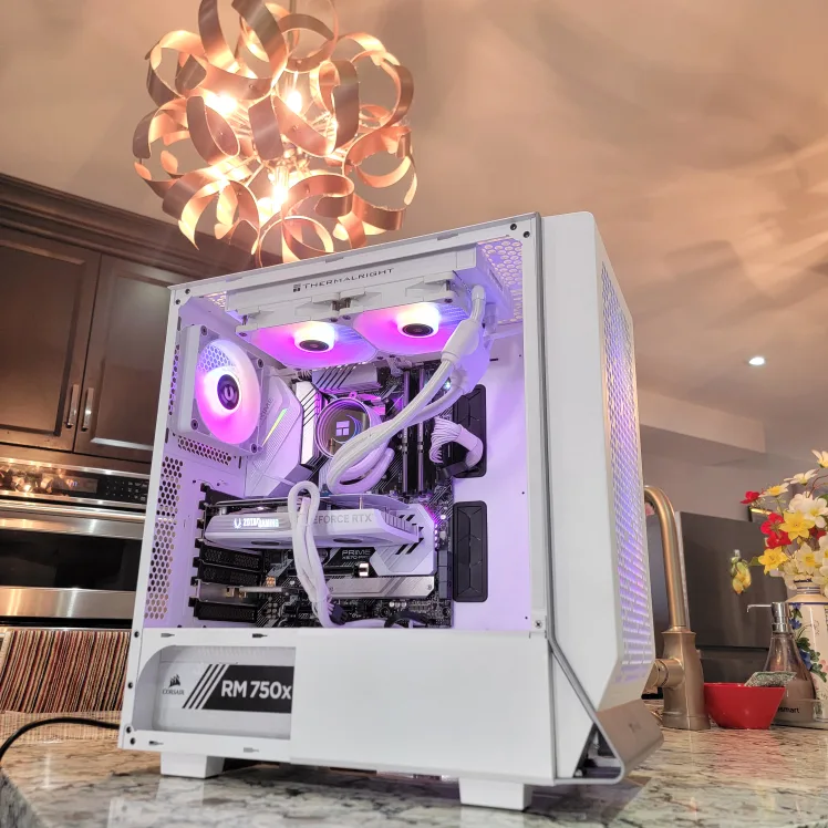 CUSTOM GAMING PC : Ryzen 9 5900x / RTX 4060 / 32GB RAM / WIFi image indicator(7)