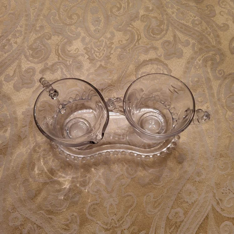 💚Vintge 1940's Candlewick Glass Creamer & Sugar Set with Tray image indicator(3)