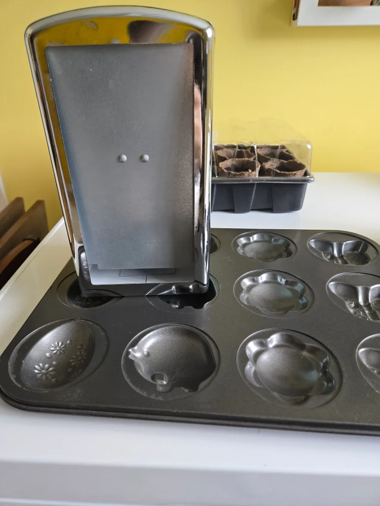 Vintage Napkin Holder, Teal Gingham Design image indicator(2)