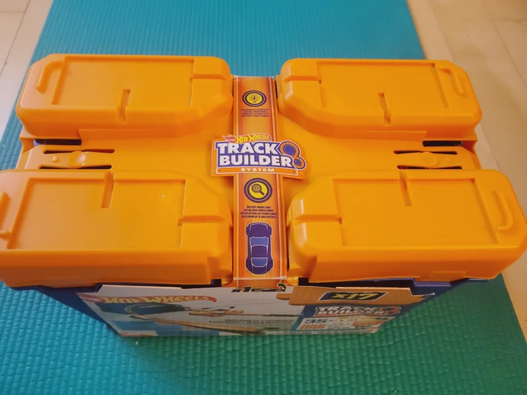 Hot Wheels Track Builder Stunt Box image indicator(2)