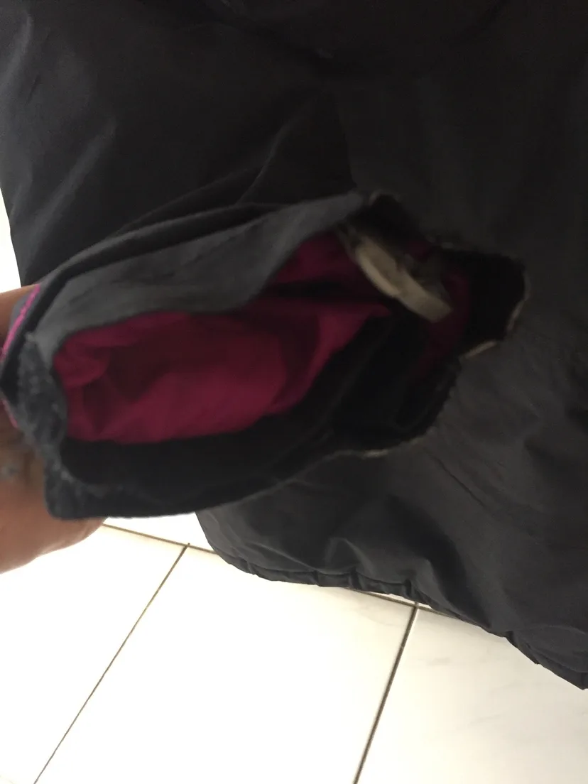 The North Face Girls' Size M (10/12) Black Ski Jacket image indicator(3)