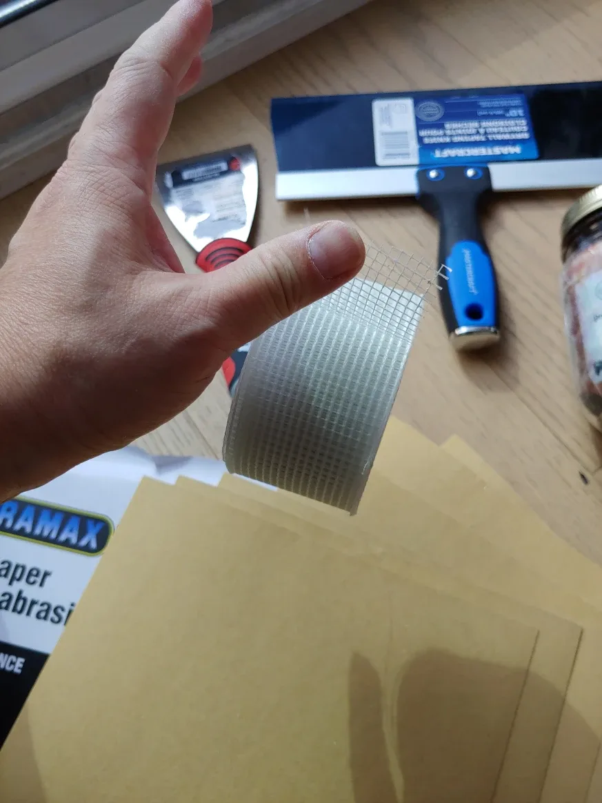 Drywall Repair Kit: Taping Knifes, Mesh, Screws, and Sandpaper image indicator(3)