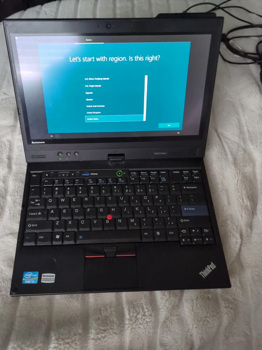 Lenovo ThinkPad X220 Laptop