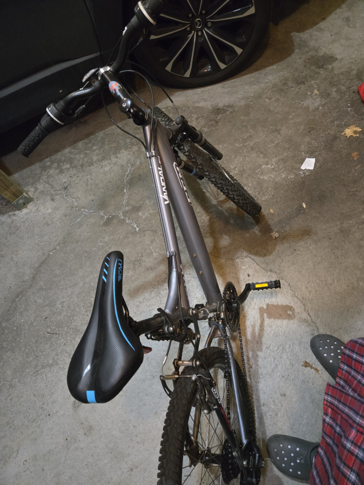 CCM Vandal 24" Mountain Bike - photo 3