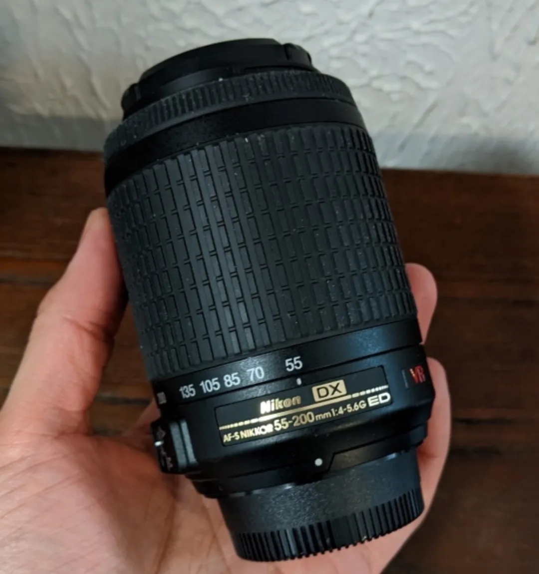 Nikon 55-200mm f/4-5.6G ED AF-S DX VR Zoom Nikkor Lens image indicator(2)