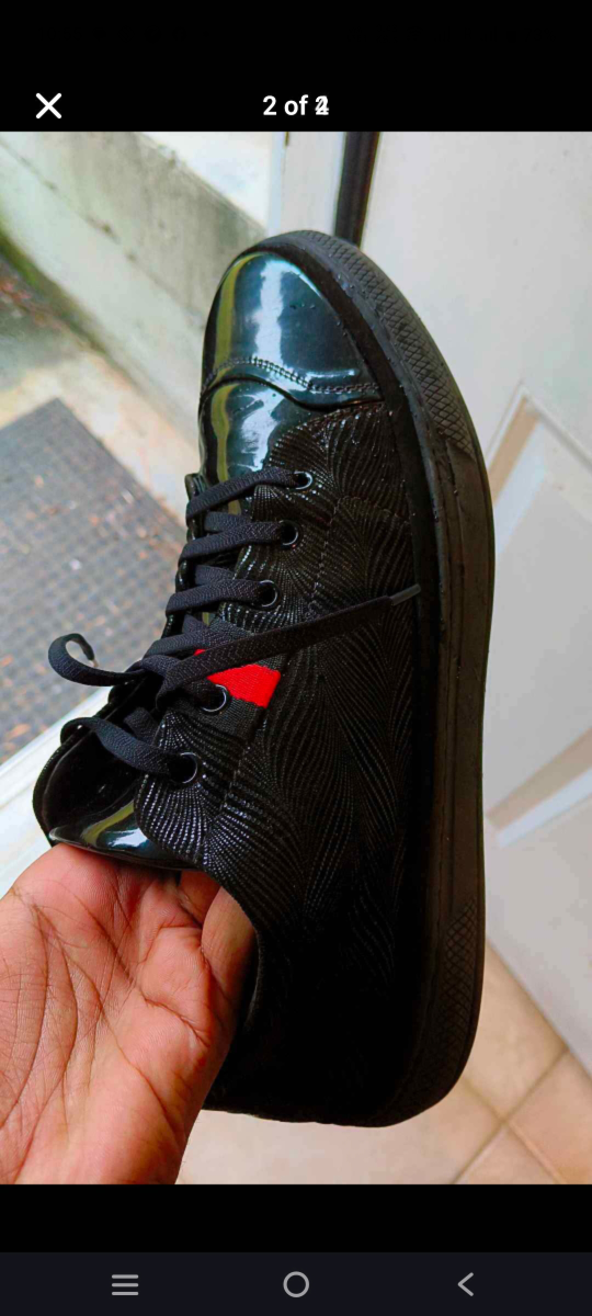 Black Sneakers - photo 2