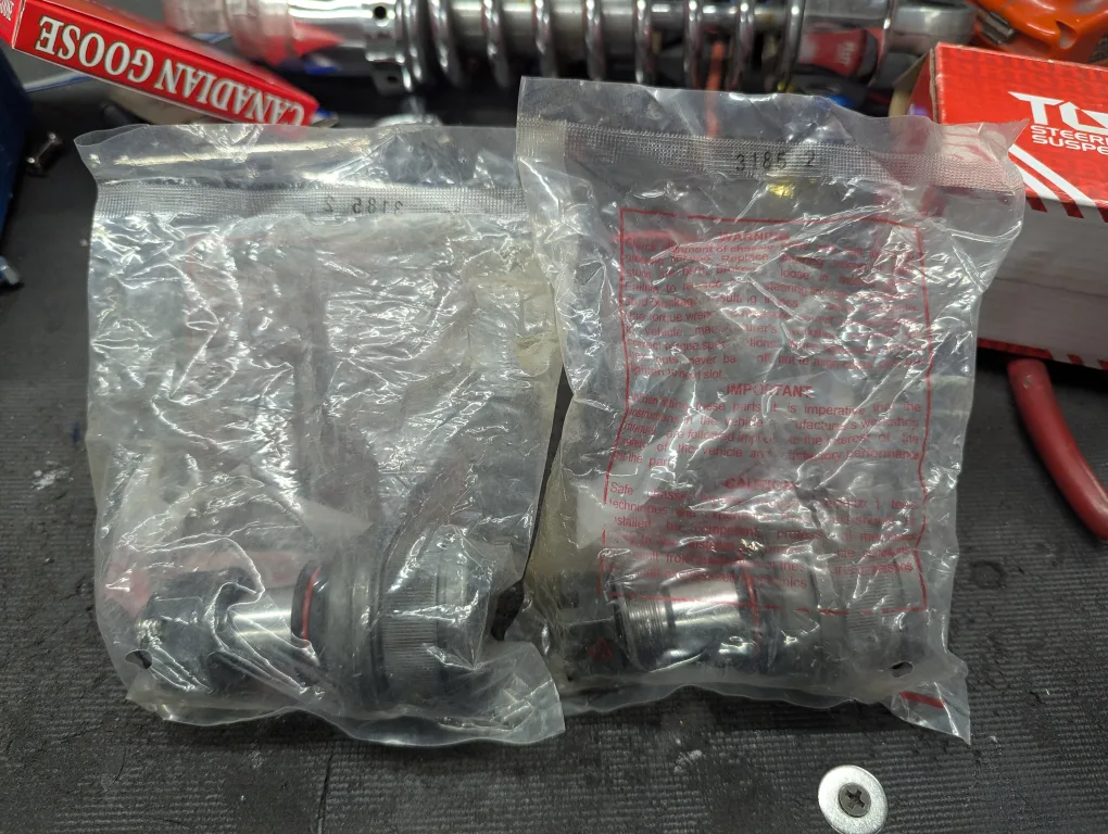 🥕Jeep JK 2007-2016 front suspension ball joints BRAND NEW!! image indicator(4)