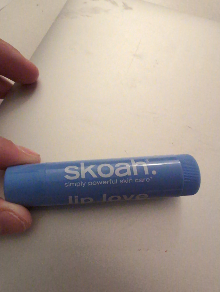 Skoah Lip Love Mint Lip Balm (clear colour)