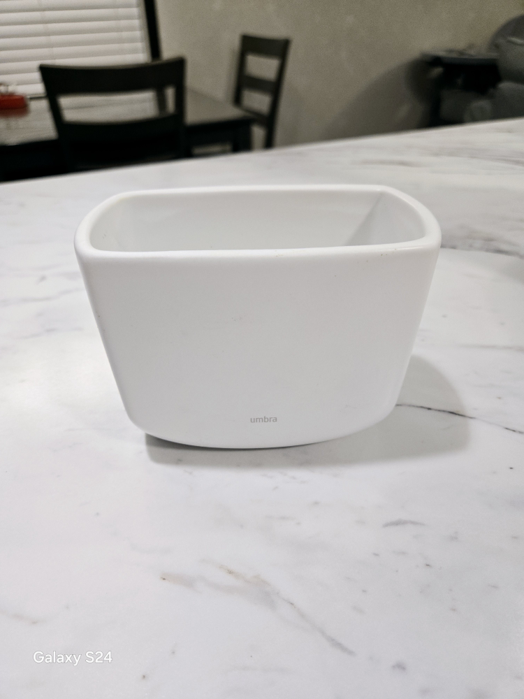 🧡Umbra Rectangular Ceramic Planter