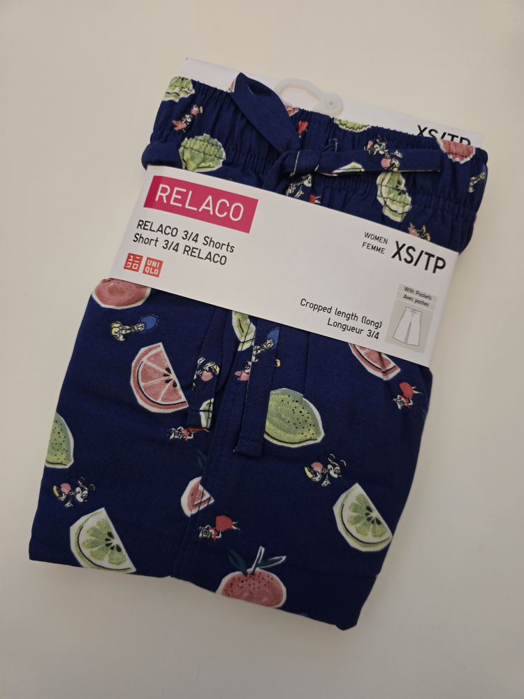Uniqlo Relaco Women's XS 3/4 Shorts - Fruit Print