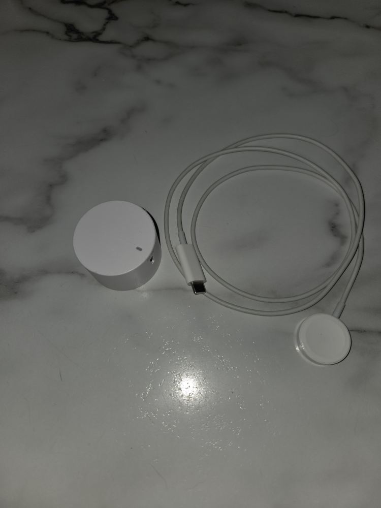Apple Watch Series SE - 40mm -  + Charger - photo 4