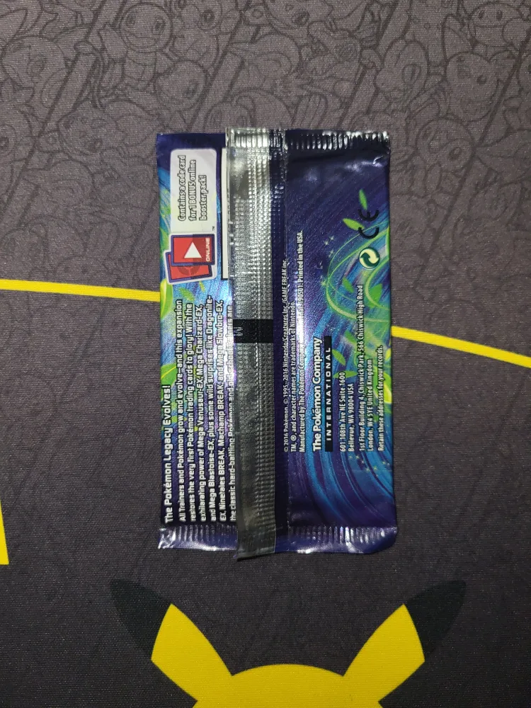 Sealed. XY Evolutions Pack Art Set. image indicator(8)