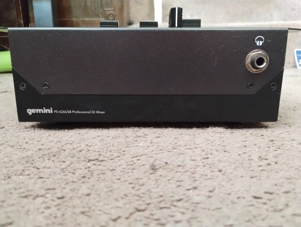 Gemini PS-626USB Professional DJ Mixer image indicator(5)