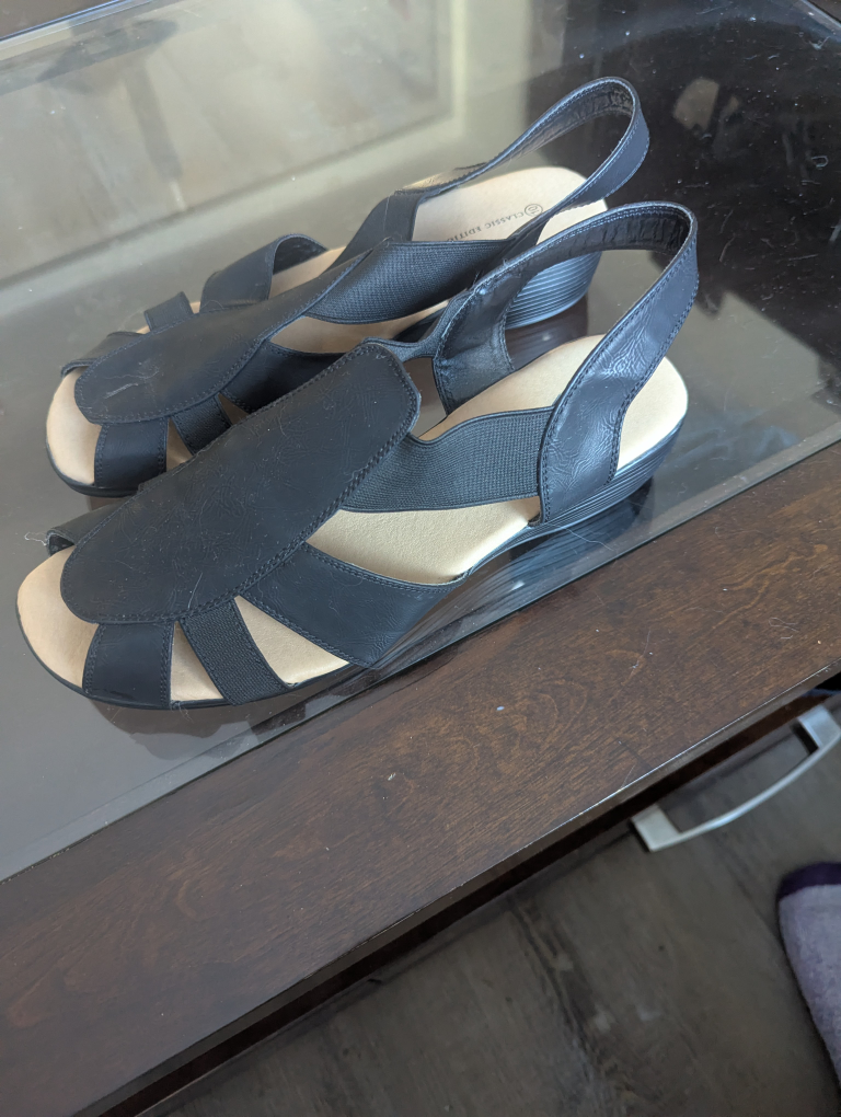 Women's Classic Edit Black Sandals Size 10 - photo 3