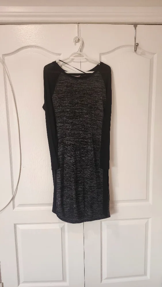 Women's winter jacket and winter tops image indicator(5)