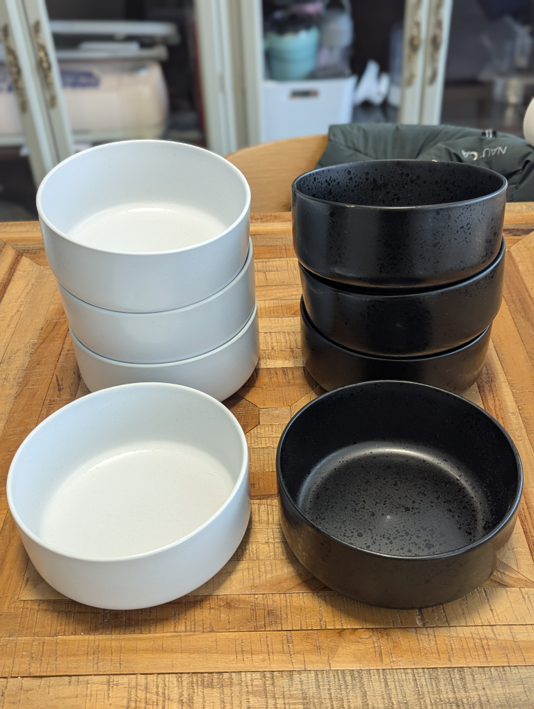 4 PCs set Gibson home lava stoneware bowls