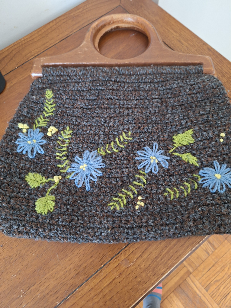 Vintage Crochet Handbag with Wooden Handle