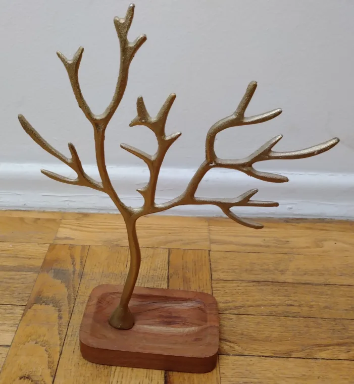 Gold Metal Jewellery Tree Stand image indicator(2)