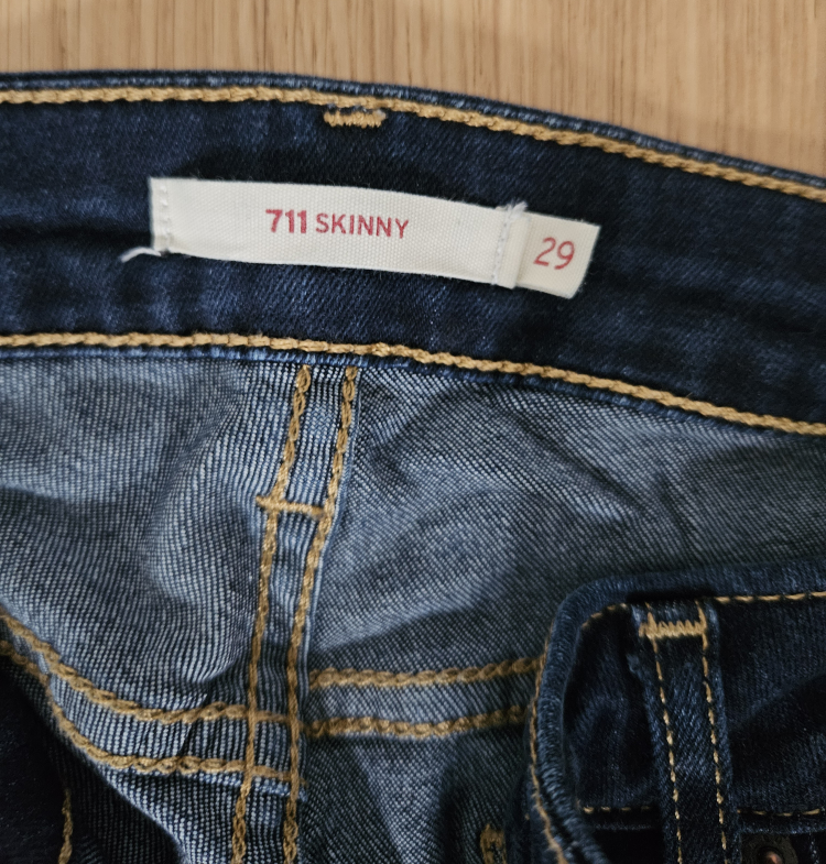 Levi's 711 Skinny Jeans - Size 29 - photo 3