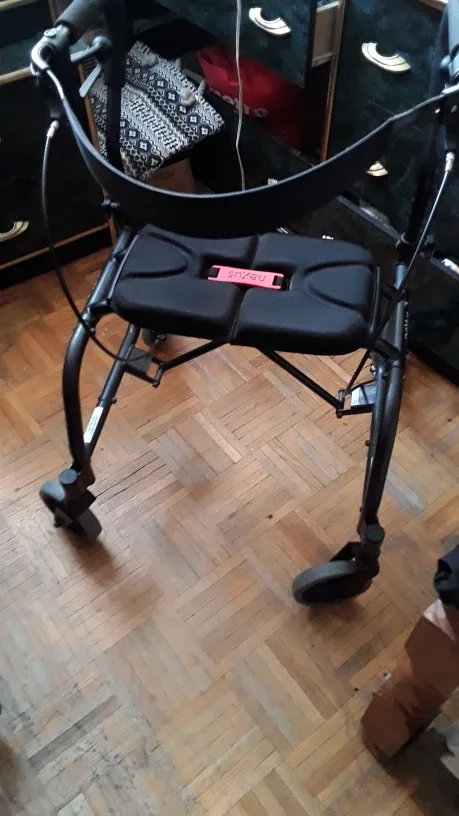 Nexus Rolling Walker with Seat image indicator(3)