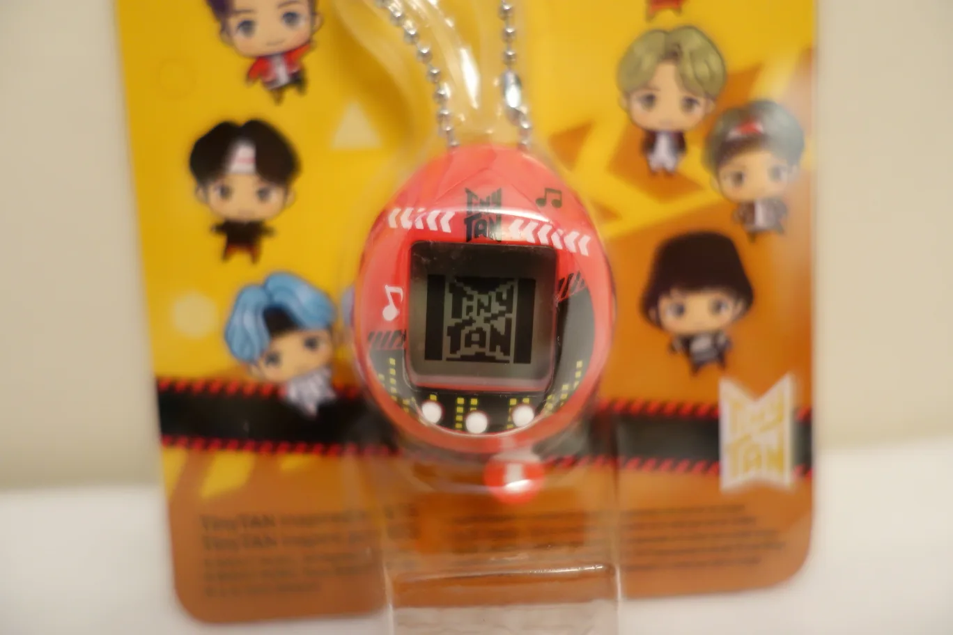 NEW TinyTAN TAMAGOTCHI #FREECYCLE image indicator(2)