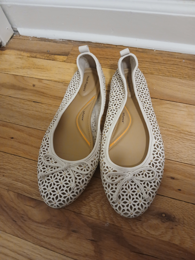 #Freecycle White Perforated Ballet Flats