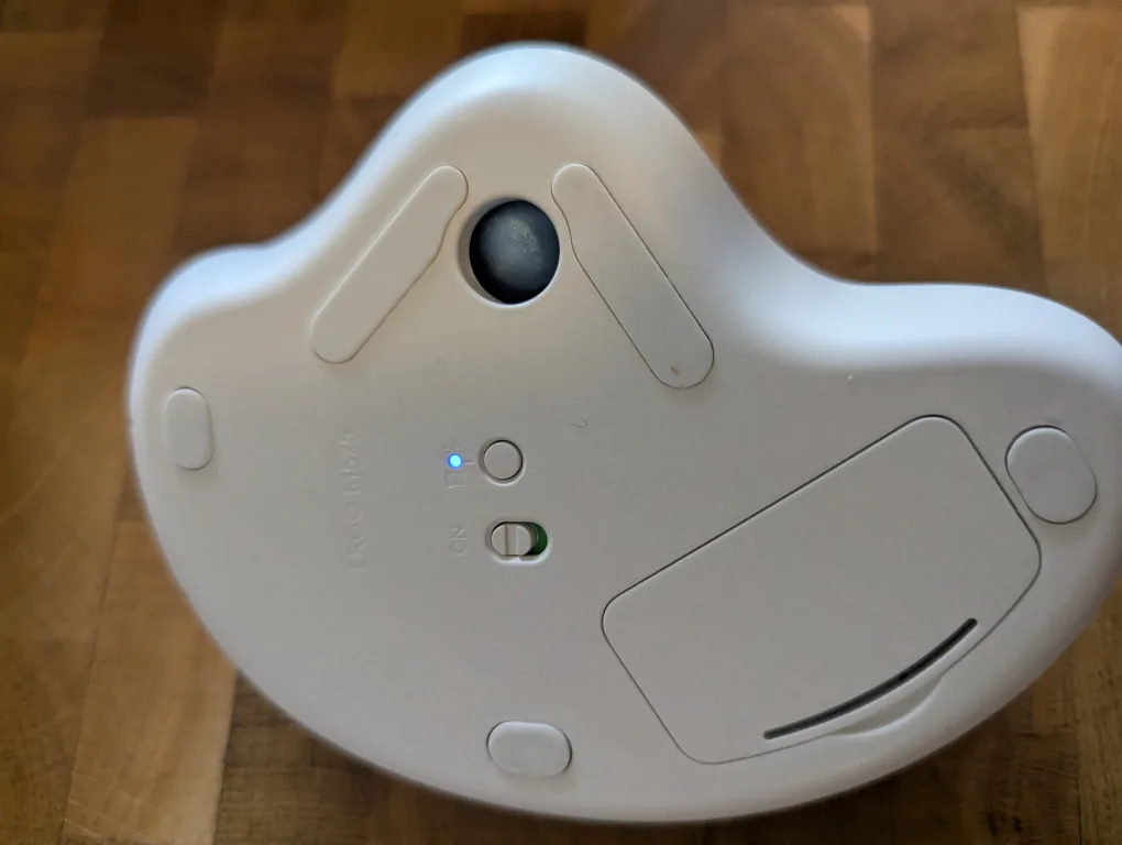 Logitech Ergo M575 Wireless Trackball Mouse - White image indicator(4)