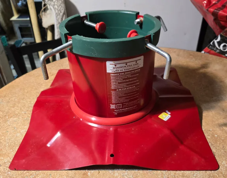 Red and Green Christmas Tree Stand thumbnail