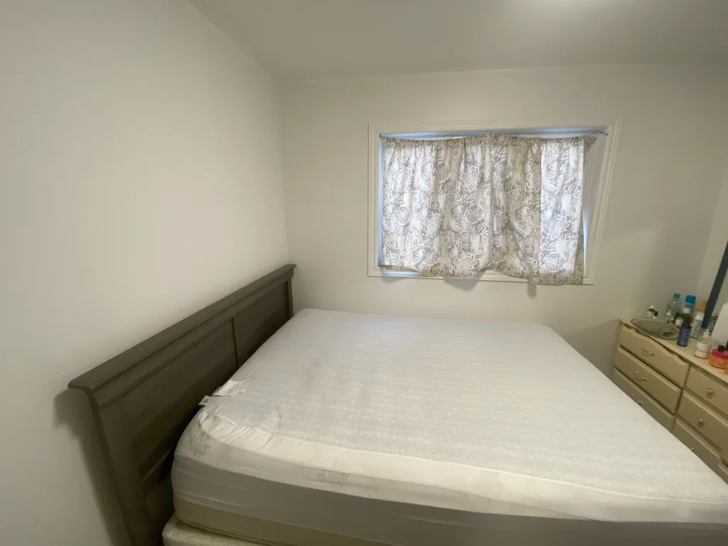 Queen Bed Frame with Headboard image indicator(2)