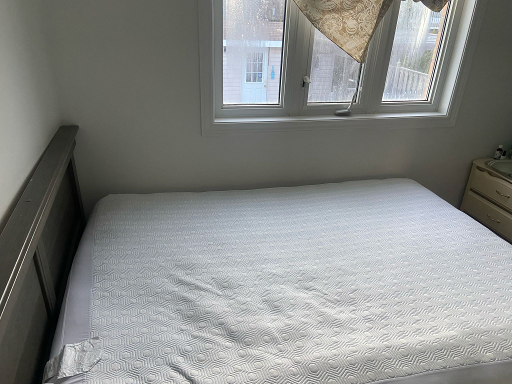 Queen Bed Frame with Headboard - photo 3