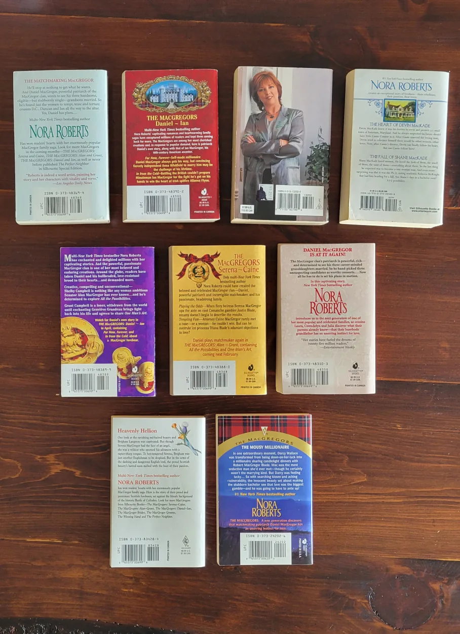 Lot of Nora Roberts Novels image indicator(2)
