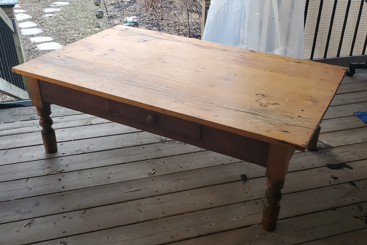 Rustic Farmhouse Coffee Table with Drawer