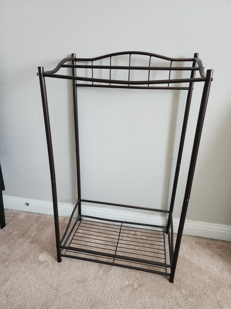 Metal Towel Rack
