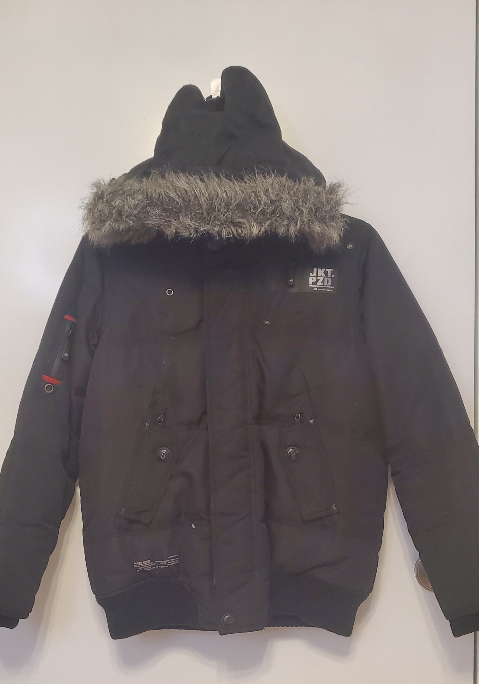 💚 Boys' Black Winter Jacket Size M - photo 3