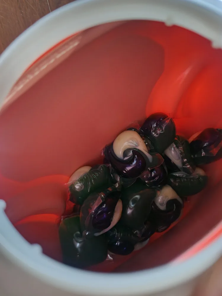 Two tubs of Tide Power Pods laundry detergent #freecycle image indicator(4)