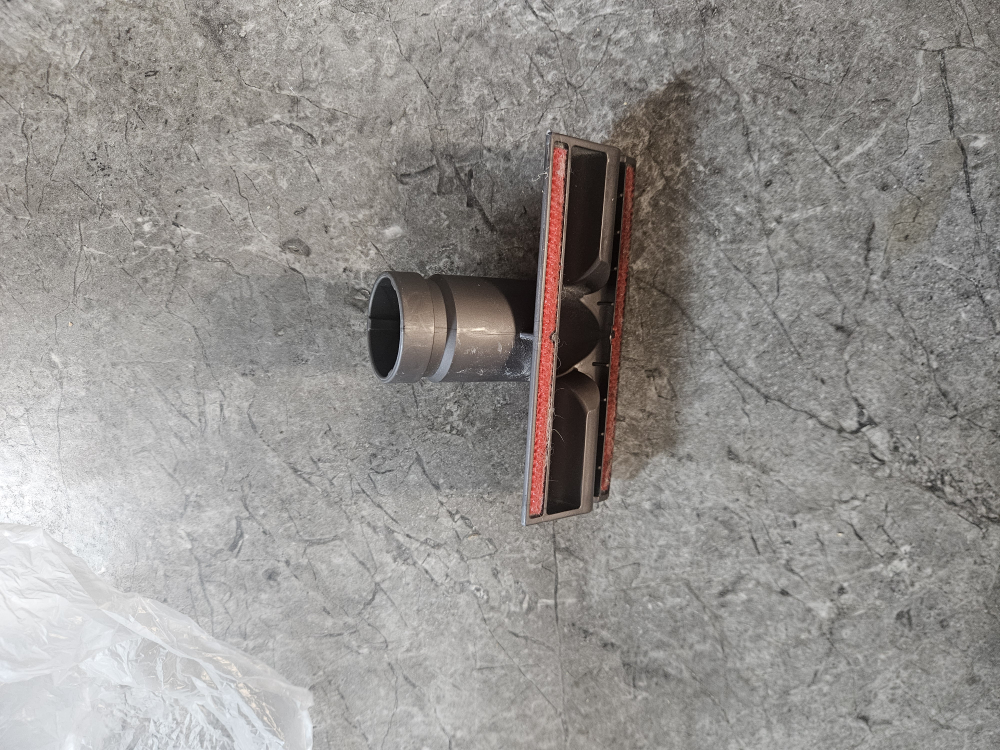 Dyson DC23 canister vacuum cleaner - photo 4