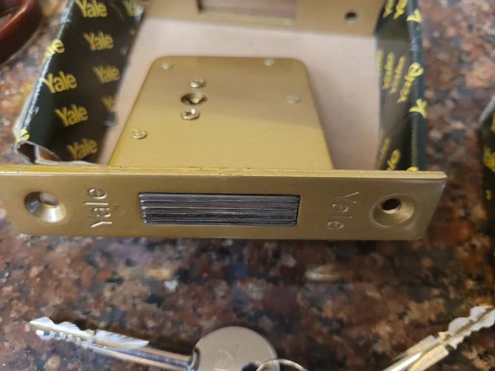 New Yale mortise Door Lock with Keys image indicator(6)