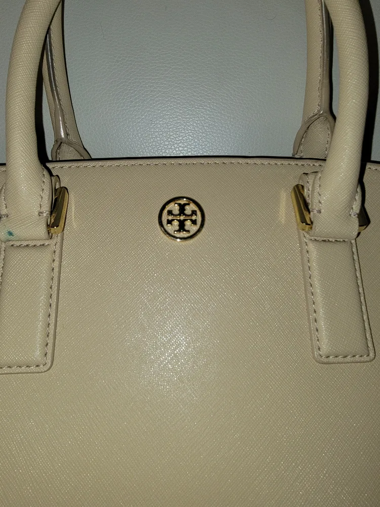 Authentic Tory Burch Leather Handbag image indicator(2)