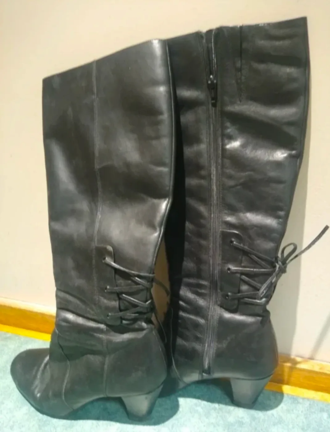 Women's Genuine Leather Boots image indicator(2)