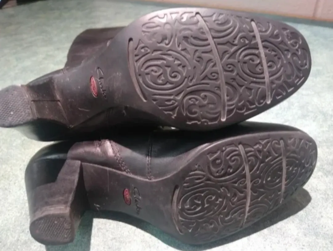 Women's Genuine Leather Boots image indicator(3)